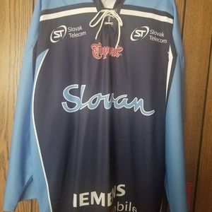 HC Slovan Bratislava hockey jersey (USED)